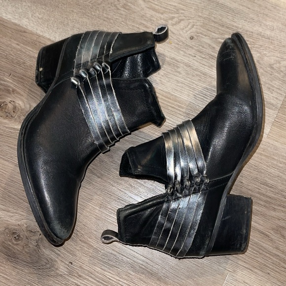 Diba Skyler women’s western Black Leather Ankle Boots Size 9 - Picture 4 of 7